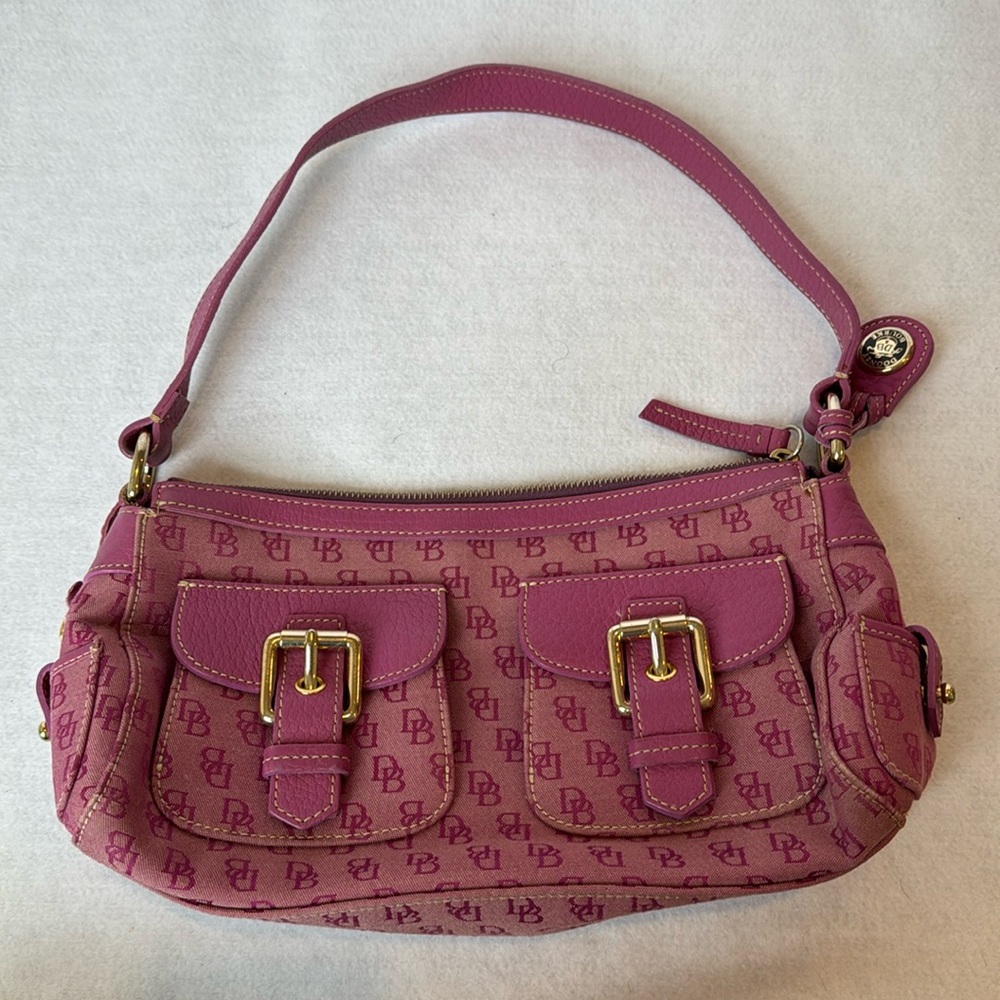 Dooney and Bourke Pink shoulder bag purse Y2K Gold Hardware Leather Strap Pocket